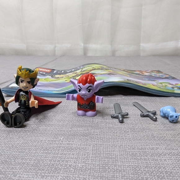 LEGO Minifigures Goblin King &  Magic Staff  Jimblin Goblin Cub, 2 Swords 41183 - Picture 3 of 15